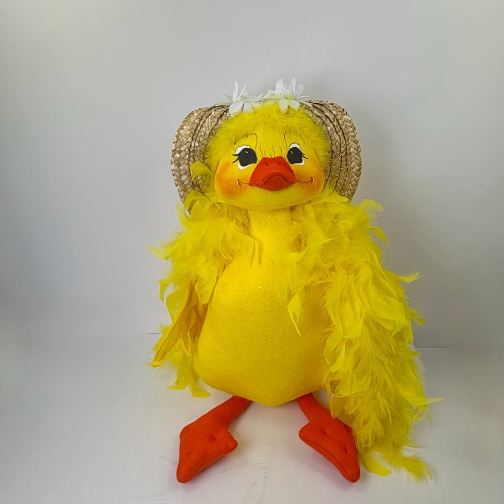 Annalee Momma Duck Doll 2006 18” Easter Spring Decor Hat Feather Boa Yellow
